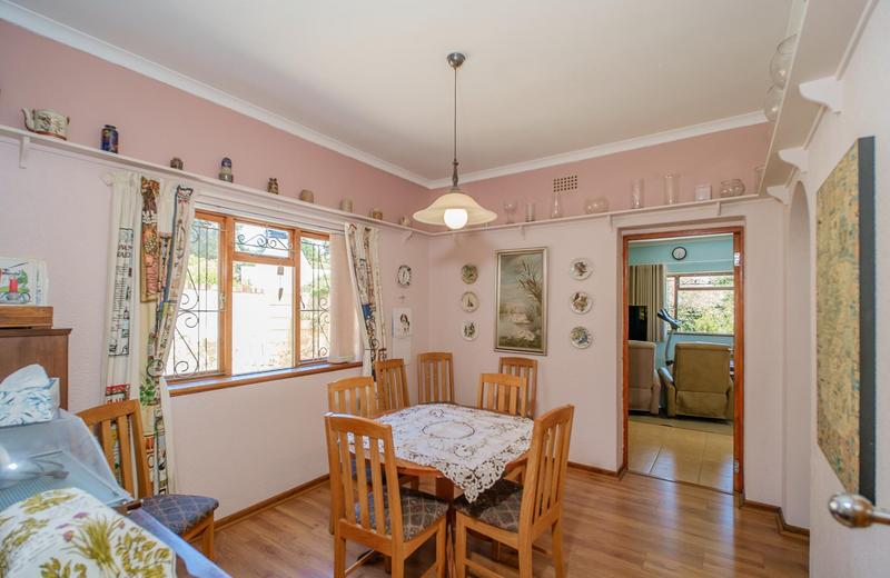 4 Bedroom Property for Sale in Meadowridge Western Cape